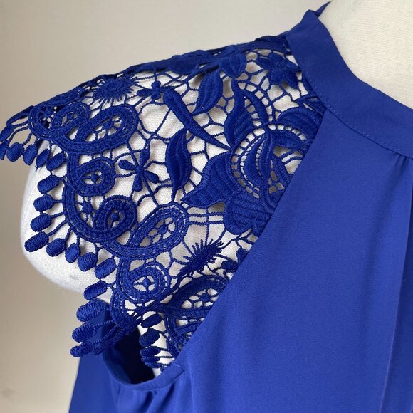 NEW Express Womens Large Royal Blue Lace Cap Sleeve Blouse Shirt Top - Picture 3 of 11